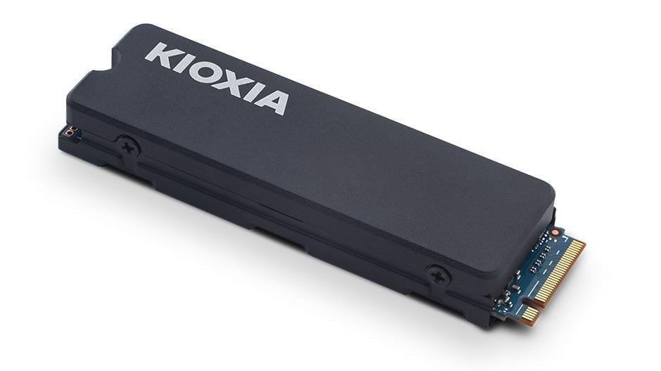 Kioxia PCIe M2 2TB Exceria Heatsink 6200/4900 SSD